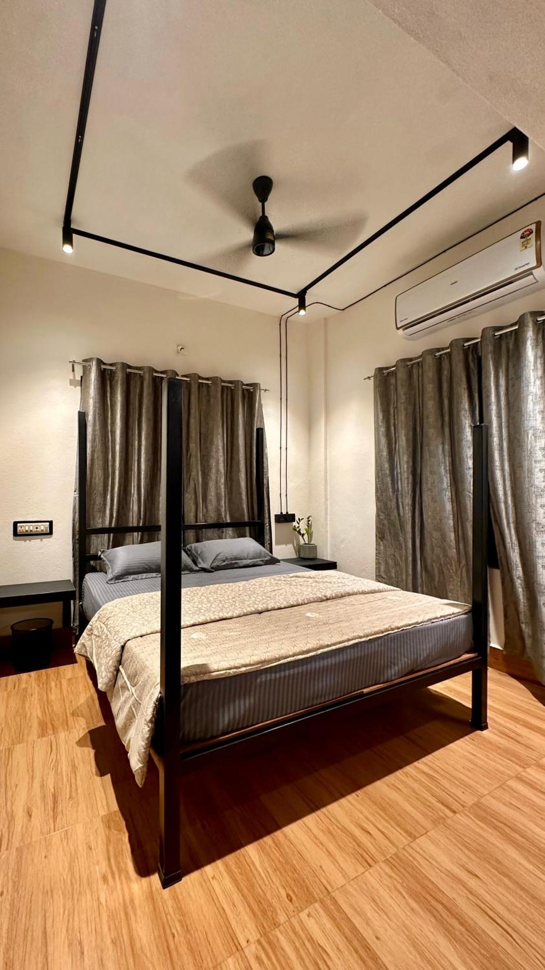 Neat Ac Room Near Someshwar Beach Mangalore Exterior photo