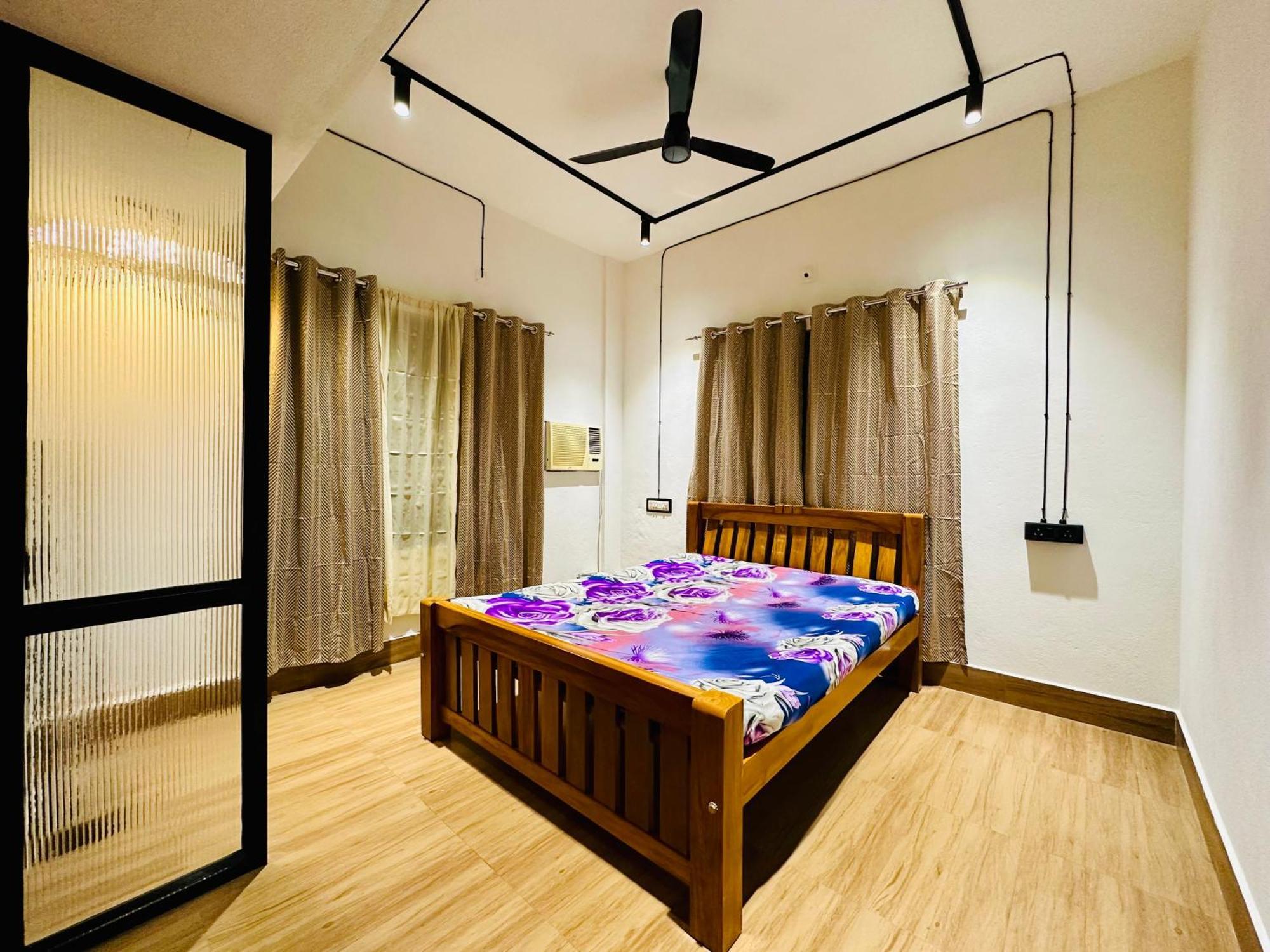 Neat Ac Room Near Someshwar Beach Mangalore Exterior photo